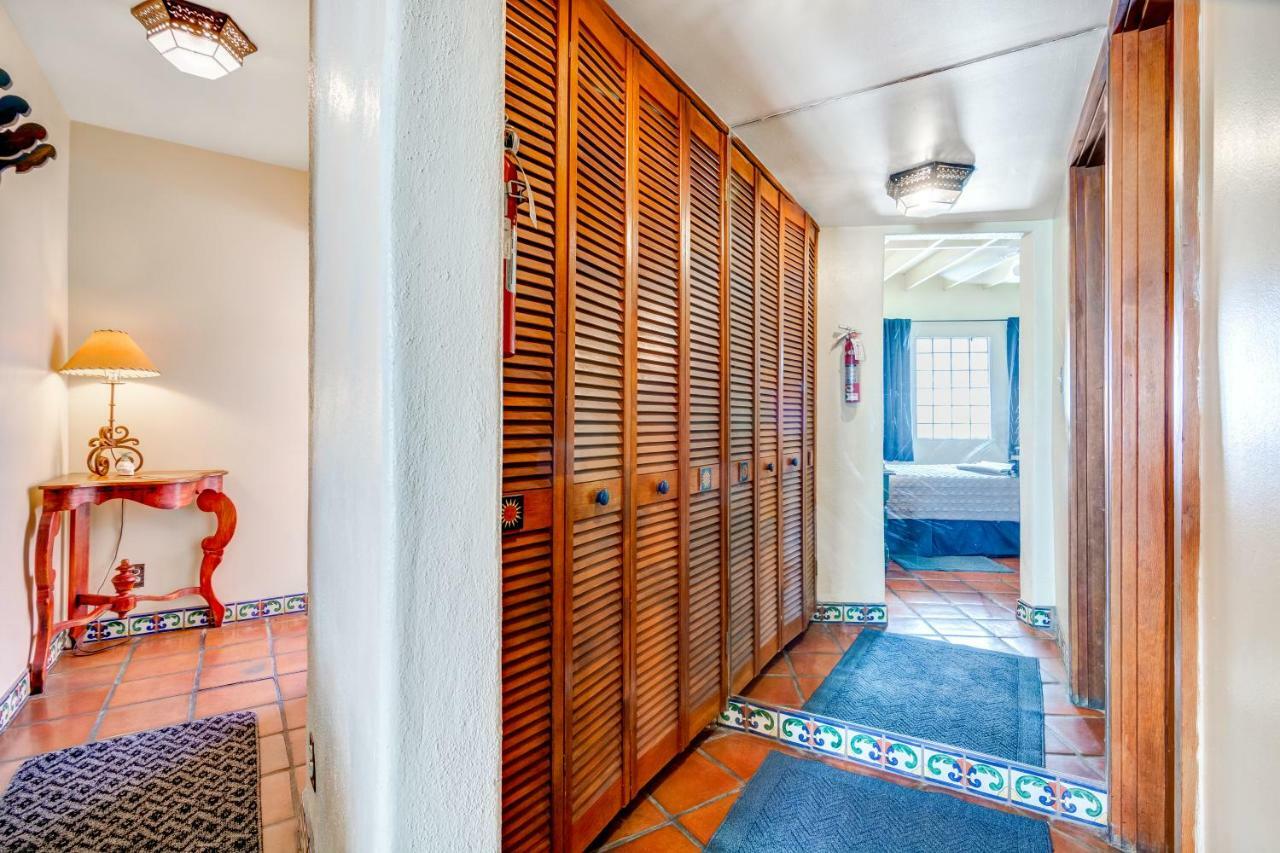 Queen Room Patio Pet-Friendly